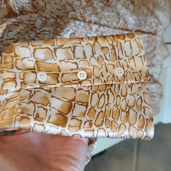 Blouse - Picture 7 of 8